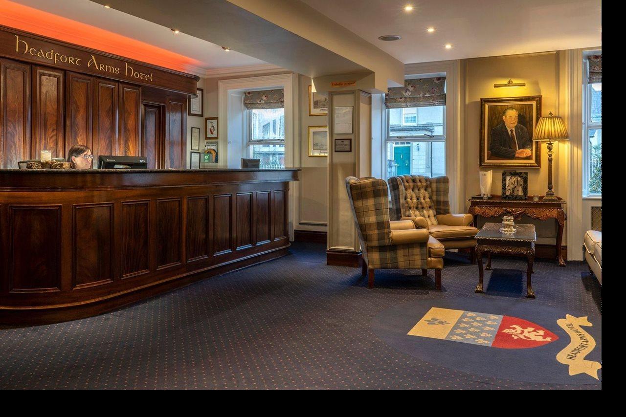 Headfort Arms Hotel كيلز المظهر الخارجي الصورة
